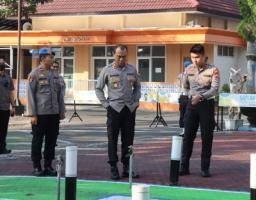 Warga Perguruan Silat di Balerejo Sukarela Bongkar Tugunya, Kapolres Madiun Sampaikan Apresiasi