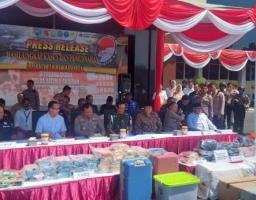 Polda Jatim Musnahkan Barang Bukti Sabu dan Extacy Senilai Ratusan Milliar