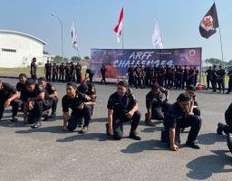 Bandara Juanda Uji Keterampilan dan Stamina Personil DI ARFF Challenge 2023