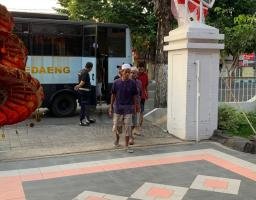 LAPAS KELAS I SURABAYA PINDAHKAN 30 NARAPIDANA KE LAPAS PASURUAN