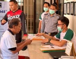 Lapas Narkotika Kelas IIA Pamekasan Kanwil Kemenkumham Jatim Gelar Pemeriksaan Kesehatan kepada Warga Binaan Lanjut Usia