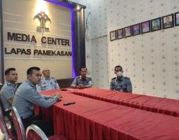 Bangun Citra Positif, Lapas Pamekasan Ikuti Pembukaan Manajemen Komunikasi Krisis Pemasyarakatan