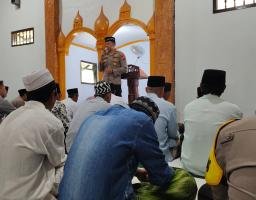 Jum'at Curhat Polres Nganjuk di Masjid Baitul Rohman Rejoso: Pendekatan Persuasif Ciptakan Kamtibmas yang Kondusif