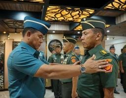Asrenum Panglima TNI Pimpin Serah Terima Jabatan Paban I/Jakrenstra Srenum TNI