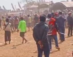 Kerapan Sapi di Bangkalan Berujung Ricuh, Tiga Orang Luka Akibat Benda Tajam