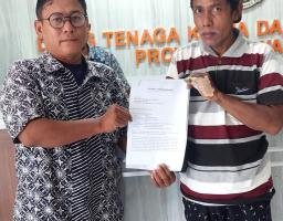 Korban Laka Kerja Resmi Lapor ke Disnakertrans Jatim Berharap Mendapat Keadilan