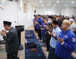 Ketum Partai Demokrat Sholat Gaib Bagi Umat Muslim di Palestina