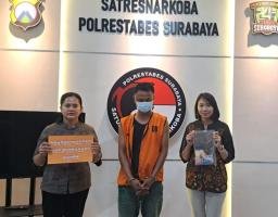 Satnarkoba Polrestabes Surabaya Berhasil Menangkap Pengedar Sabu Di jalan JatiPurwo