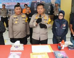 Polresta Sidoarjo Berhasil Amankan Tersangka Kurir Sabu di Kamar Kos