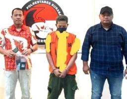 Penjaga Warkop di Kalibutuh Timur Surabaya Baru Kulakan Sabu Digerebek Polisi