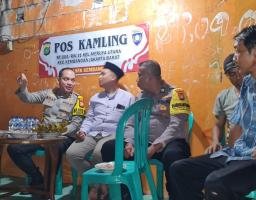 Polsek Kembangan Jakarta Barat Ajak Warga Hidupkan Siskamling, Ciptakan Pemilu Aman dan Damai
