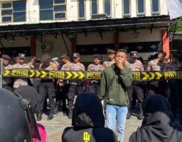 Polres Sumenep Laksanakan Pengamanan Unras di Kantor Dinas Ketahanan Pangan dan Pertanian