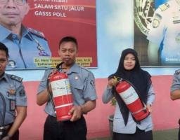 Kalibrasi Alat Pemadam Api Ringan, Antisipasi Gangguan Kamtib