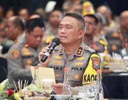 Rakernis SDM, Kapolda Jatim Launching Mars Polda Jatim dan Aplikasi Semeru Gassus Presisi