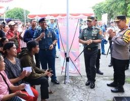 Wujudkan Pemilu Damai, Panglima TNI dan Kapolri Gelar Kegiatan Bhakti Sosial dan Bhakti Kesehatan