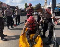 Musim Hujan Tiba, Polres Blitar Siapkan Personel dan Peralatan Penanganan Bencana