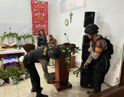 Pendeta GKJW Probolinggo Apresiasi Polri Lakukan Sterilisasi Gereja Jelang Ibadah Natal