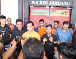 Polres Jombang Berhasil Amankan Komplotan Curanmor Berikut Penadahnya 