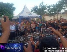 Satlantas Polrestabes Surabaya, Memusnahkan Barang Bukti Knalpot Brong Disatpas Colombo
