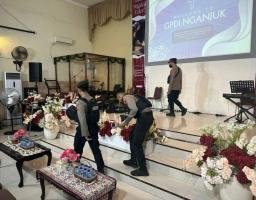 Polres Nganjuk Lakukan Sterilisasi Gereja Serentak Jelang Malam Natal 2023 