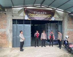 Satgas OMB Polres Magetan Siaga 24 Jam Di Gudang Logistik