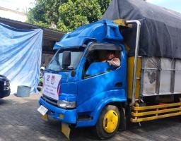 Polres Jember Kawal Pendistribusian Awal Logistik Pemilu