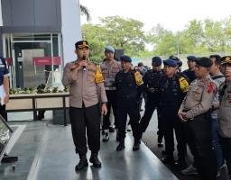 Polrestabes Surabaya Terjunkan 2.665 Personil,Amankan Bola Persebaya vs PSIS Semarang