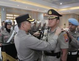 Kapolresta Malang Kota Pimpin UKP 62 Personil, Sertijab Kasat Lantas dan Lepas Wisuda Purna Bhakti
