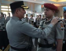 Pesan Kapolresta Buher untuk Kasat Resnarkoba dan Kapolsek Kedungkandang Yang Baru