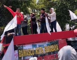Skakmat KPU Surabaya Tidak Mampu Jawab Pertanyaan Aliansi Madura Indonesia