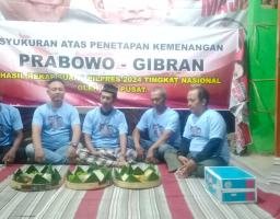 Relawan bolo Gibran Nganjuk melakukan syukuran dan selamatan atas kemenangan Prabowo- Gibran hasil rekap pilpres 2024 tingkat Nasional oleh KPU Pusat.
