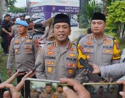 Berkah Ramadhan, Polresta Sidoarjo Berbagi Takjil untuk Masyarakat
