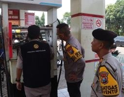 Jelang Mudik Lebaran Polres Pasuruan Kota Gandeng UPTD Metrologi Sidak SPBU Antisipasi Kecurangan