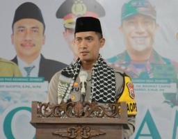 Hadiri Pondok Ramadhan SMK Islam Bustanul Ulum Kapolres Jember Beri Motivasi Santri