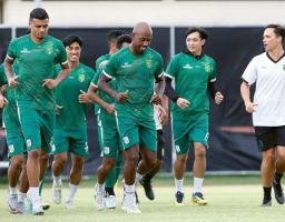 Selama Bulan Puasa Pastikan Program Latihan Persebaya Terjaga dengan Baik