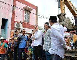 Dukuh Kupang Banjir, Wali Kota Surabaya Eri Cahyadi Minta Maaf Ke Warga Surabaya