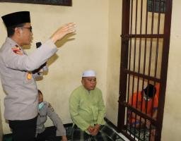 Indahnya Ramadhan, Pecel Rawon Khas Banyuwangi Jadi Hidangan Polres Batu Buka Puasa Bersama Tahanan