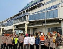 Kompolnas Lakukan Pemantauan Kesiapan Operasi Ketupat 2024 di Polda Jatim Bersama Kapolri dan Menteri Perhubungan