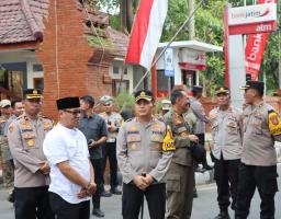 Aksi May Day 2024 di Nganjuk Berjalan Kondusif, Polisi Siagakan 500 Personel Pengamanan