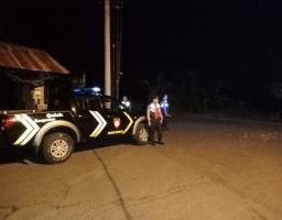 Atensi Kejahatan Jalanan Polsek Mengwi Gelar Blue Light Patrol Sambangi Kawasan Tertentu