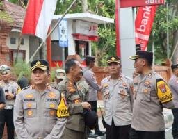 Polres Nganjuk Libatkan 350 Personel Pengamanan Gereja di Ibadah Kenaikan Isa Al Masih