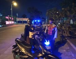 Blue Light Patrol Polsek Mengwi Imbau Masyarakat Dikawasan Patung Rama Shinta