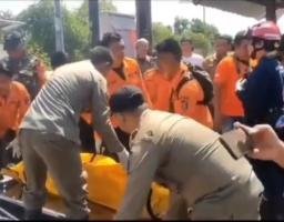 Sesosok Mayat Laki-laki Lansia Ditemukan Mengambang Oleh Warga Di Sungai Wiyung