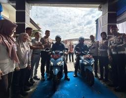 Inovasi Polda Jatim Motor Samsat Dulur Layani Masyarakat Cepat Dekat dan Bersahabat