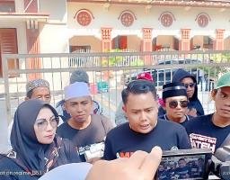AMI Tantang Tiga Majelis Hakim PN Surabaya Dalam Kasus Dini Sera