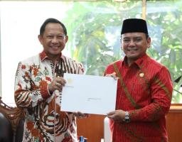 Masa Jabatan Pj. Gubernur Sultra Diperpanjang, Andap, “Terima Kasih atas Kepercayaan, Ini adalah Amanah Dan Tanggung Jawab Besar