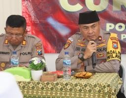 Jumat Curhat, Polres Pelabuhan Tanjung Perak Ajak Warga Cegah Kenakalan Remaja