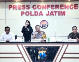 Polda Jatim Amankan 12 Orang Diduga Terlibat Pesta Sex di Kota Batu