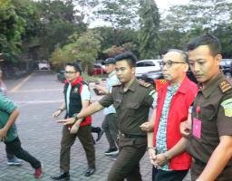 Kejati Jatim Jebloskan Dirut PT INKA ke Penjara