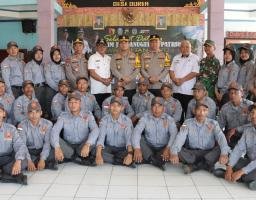 Cek kesiapan Lomba Anugerah Patriot Jawi Wetan II 2024, Kapolres Nganjuk: Salut Dengan Kerukunan Antarperguruan Silat Binaan Tiga Pilar